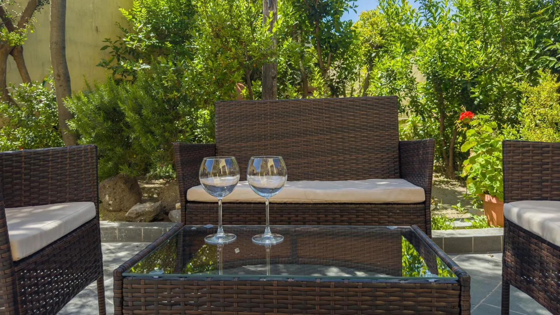 Residenza Sanna With Garden By Sardinianworld Apartment Nurachi Italy