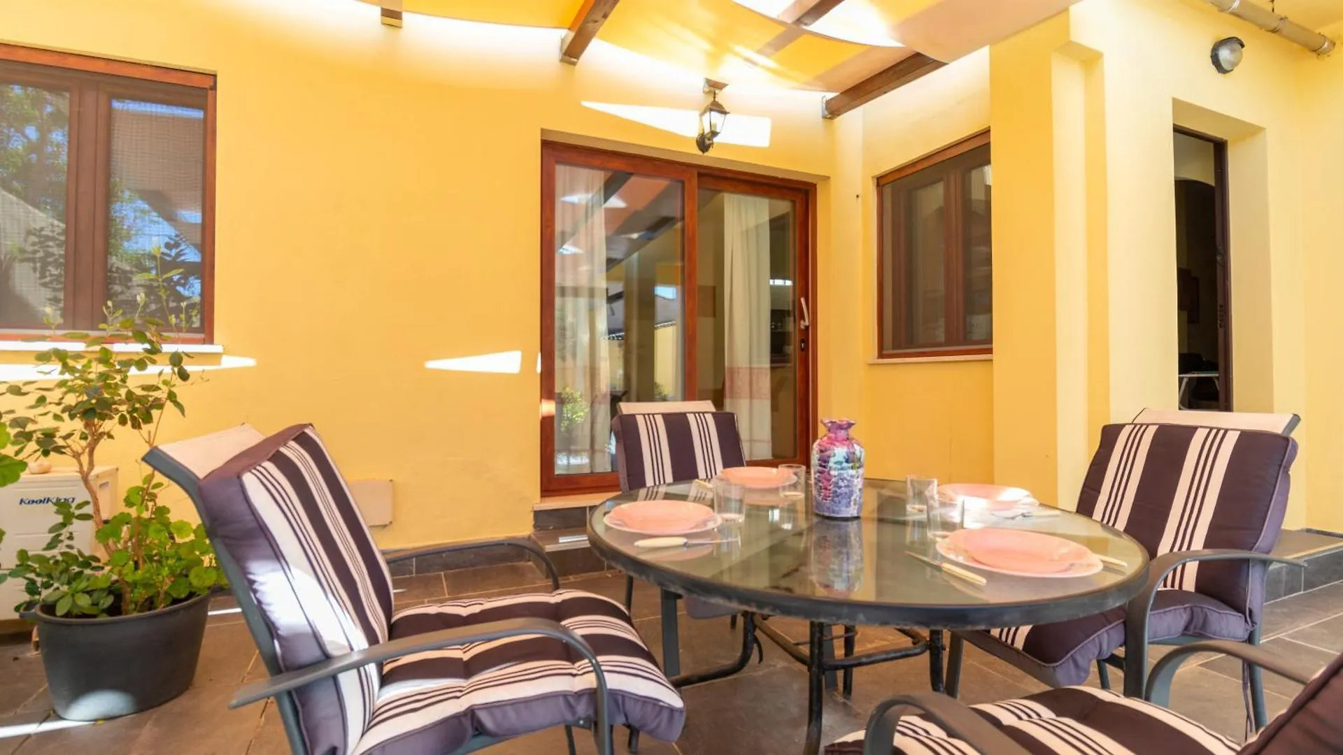 Residenza Sanna With Garden By Sardinianworld Apartment Nurachi 0*,
