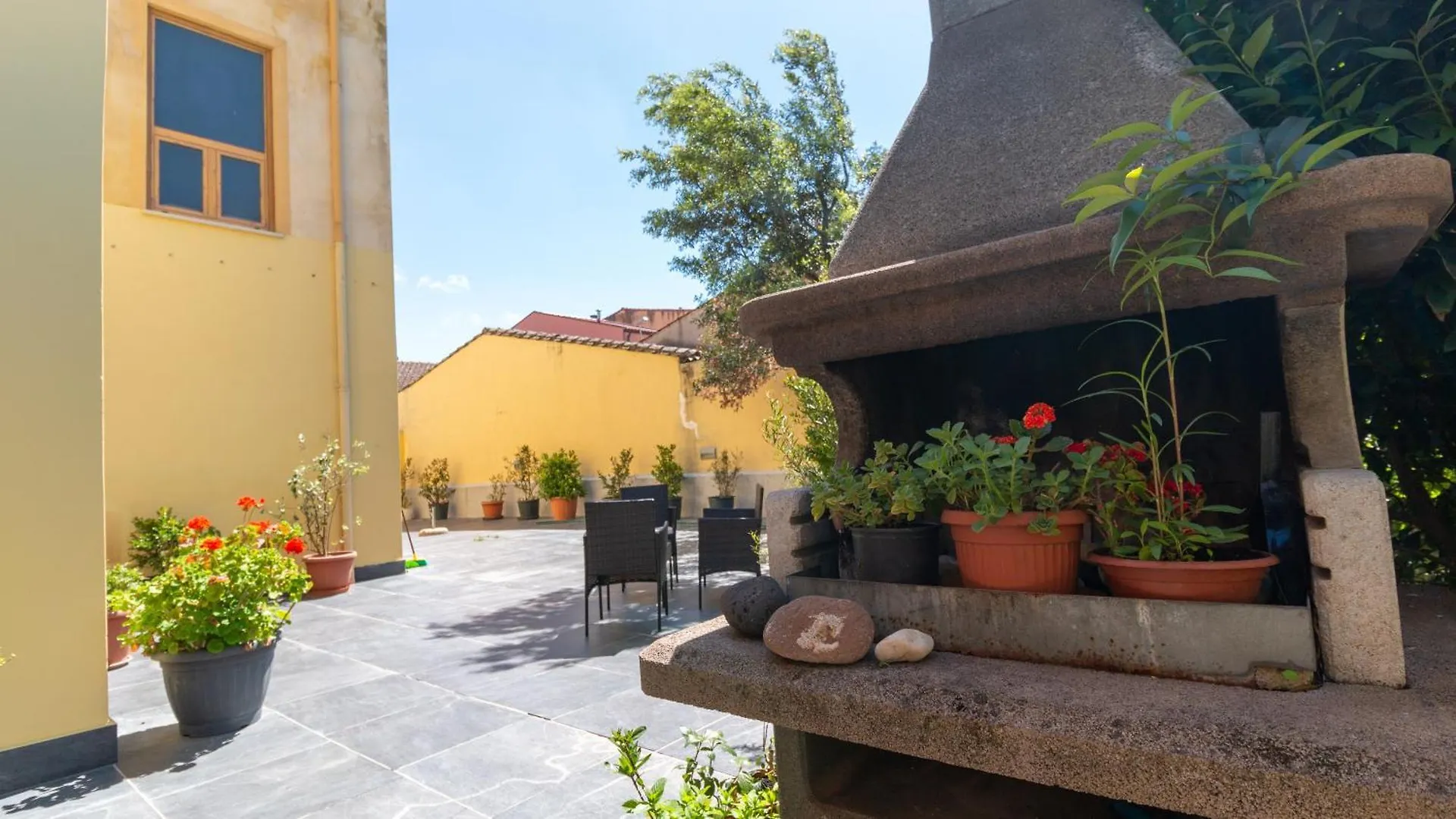 Residenza Sanna With Garden By Sardinianworld Apartment Nurachi